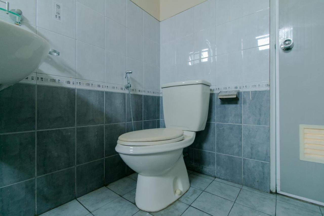Oyo 2858 Vafa Guesthouse Cianjur Dış mekan fotoğraf