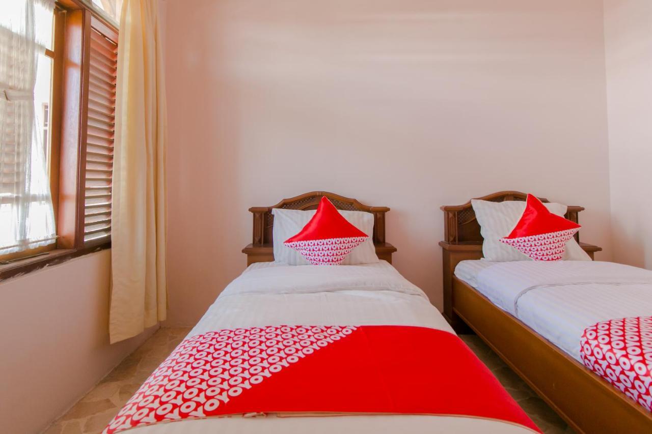 Oyo 2858 Vafa Guesthouse Cianjur Dış mekan fotoğraf