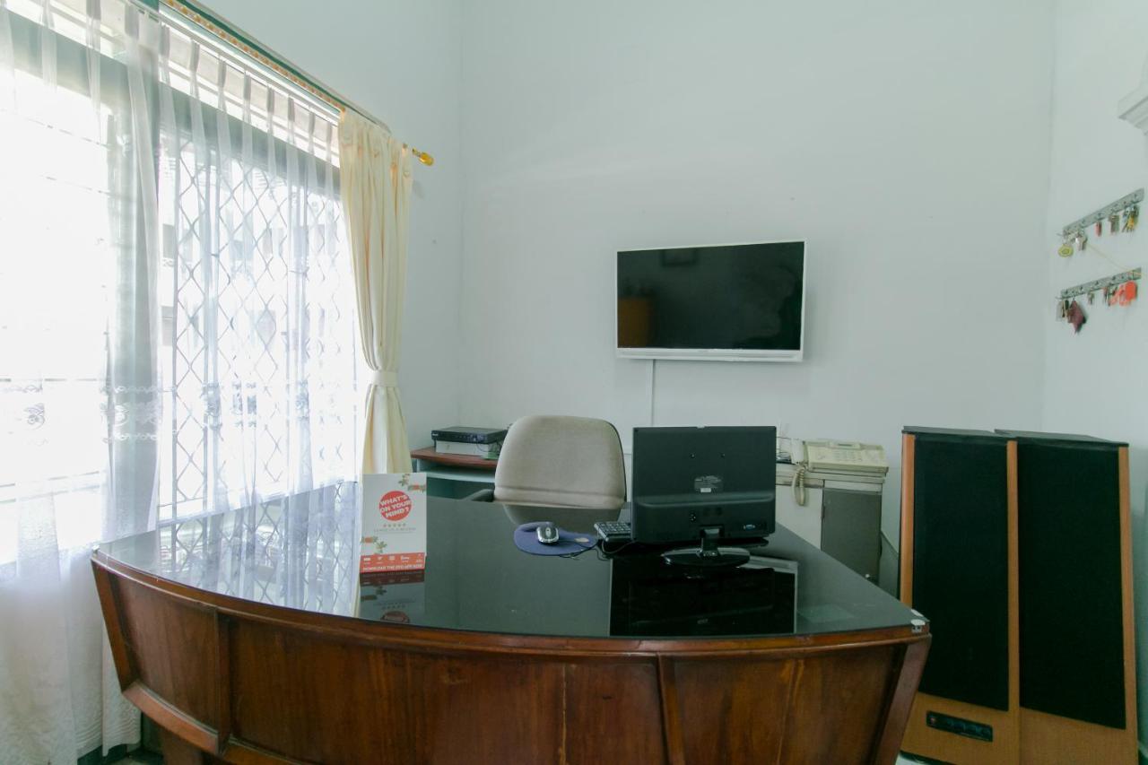 Oyo 2858 Vafa Guesthouse Cianjur Dış mekan fotoğraf