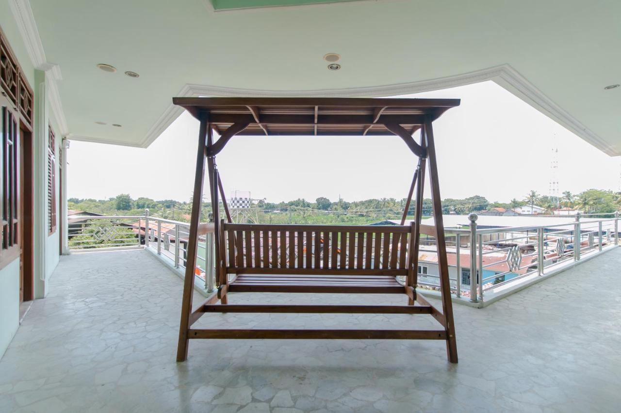 Oyo 2858 Vafa Guesthouse Cianjur Dış mekan fotoğraf