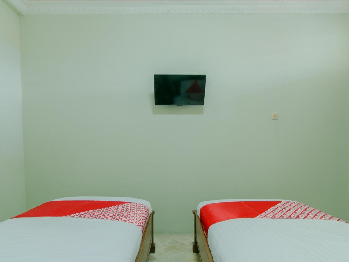 Oyo 2858 Vafa Guesthouse Cianjur Dış mekan fotoğraf